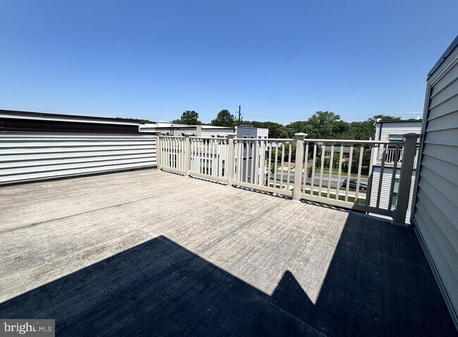 Building Photo - 5125 Longstone Way