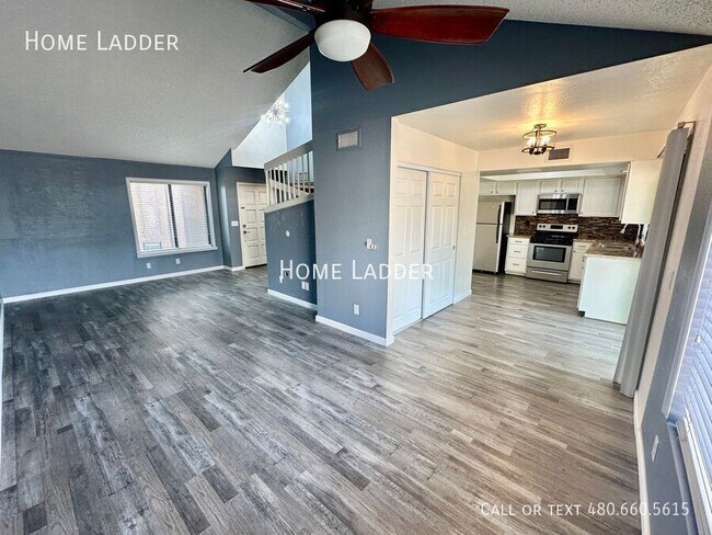 Building Photo - 1702 N Ventura Ln