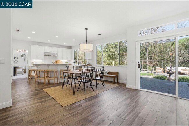 Building Photo - 1038 McCauley Rd