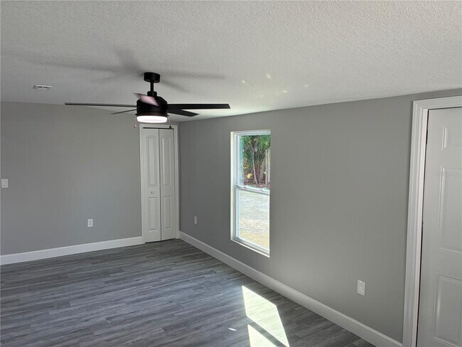 Building Photo - 9024 2nd St N