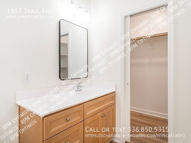 Building Photo - 1907 Trail Five