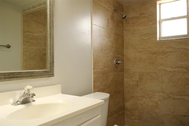 Building Photo - 2431 S Brown Ave