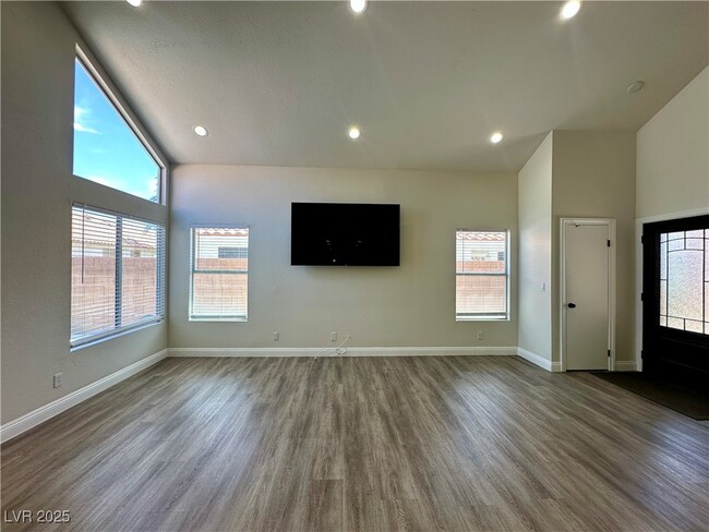 Building Photo - 9632 Rising Tide Dr