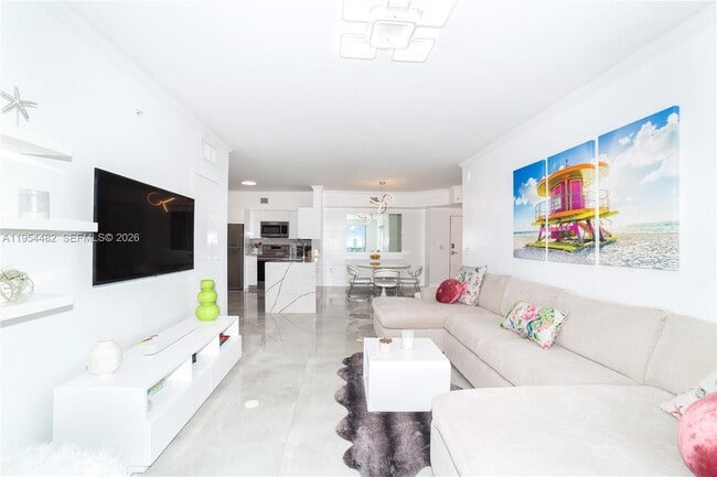 Building Photo - 17150 N Bay Rd