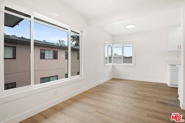 Building Photo - 2908 141st Pl