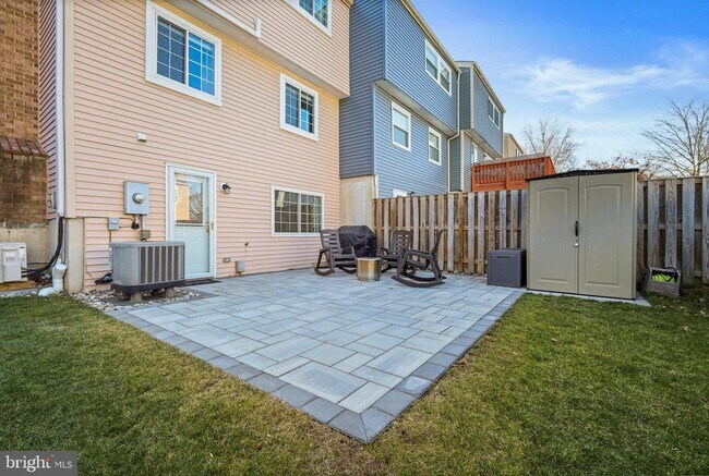 Building Photo - 5341 Harbor Ct Dr