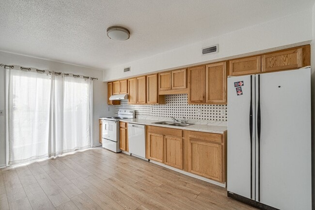 Building Photo - 732 Marley Way