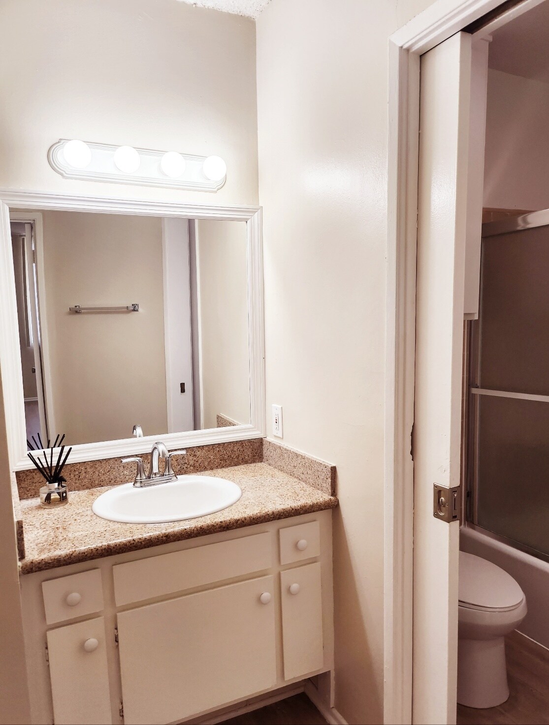 Building Photo - 456 S Harvard Blvd