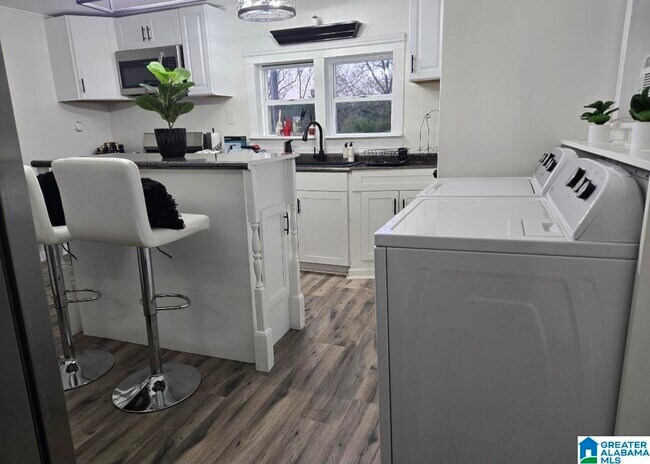 Building Photo - 3805 Co Rd 313