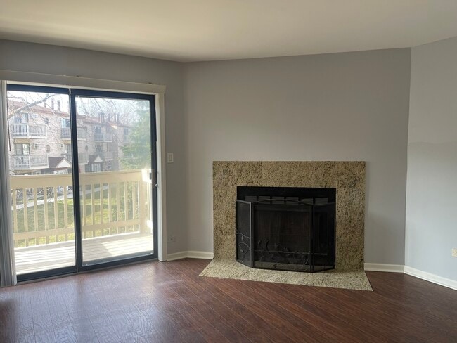 Building Photo - 444 Osage Ln