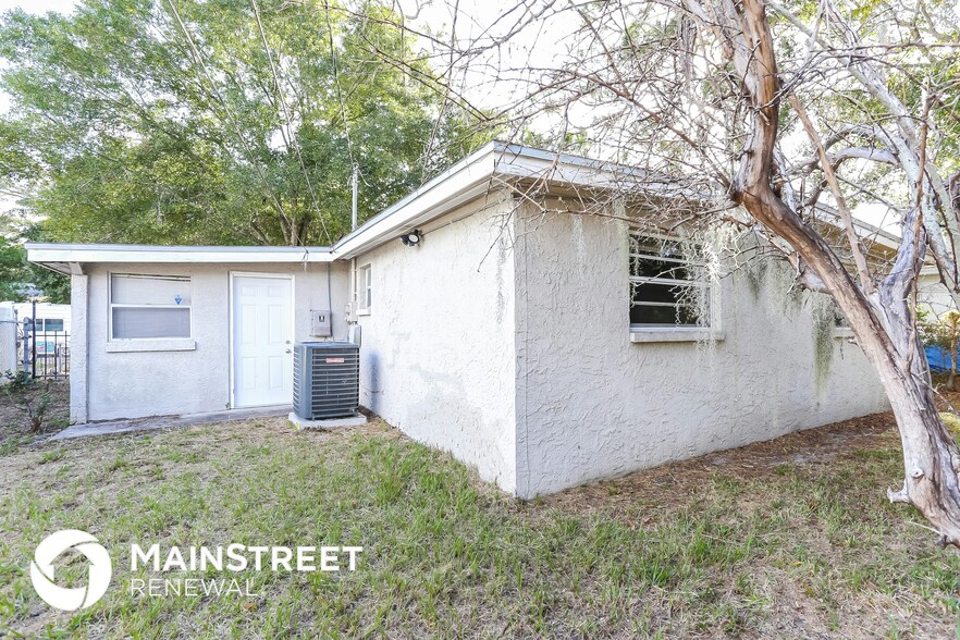 Building Photo - 3775 Abington Ave S
