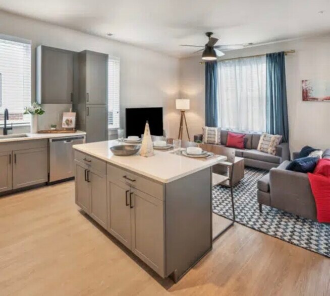 Building Photo - 138 Musserview Way