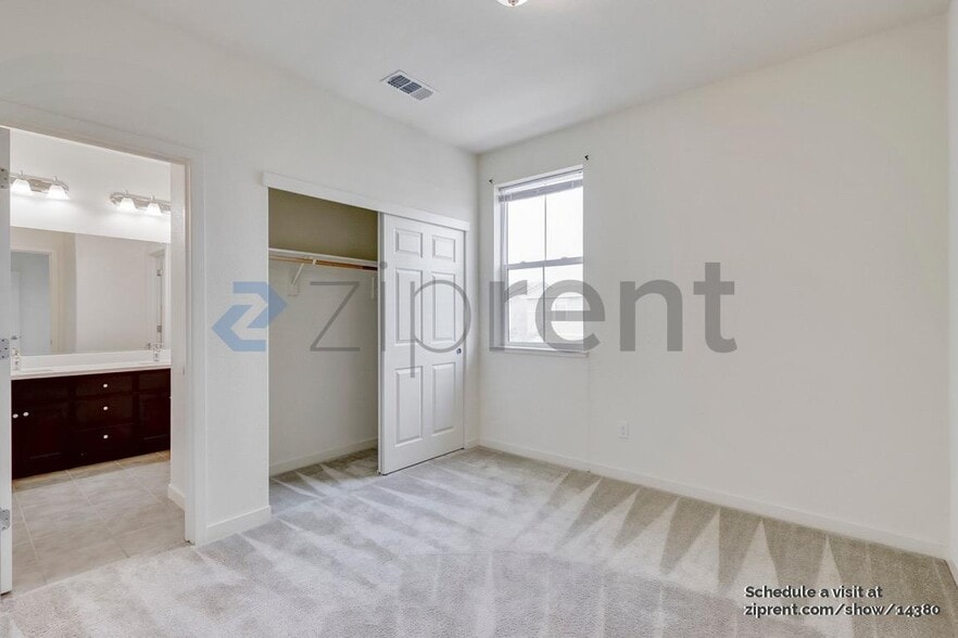 Building Photo - 1830 Yellowwood Ave