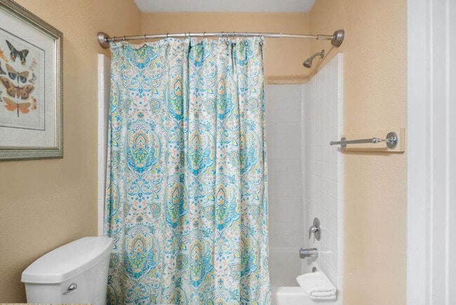 Building Photo - 16 Cut Off Rd