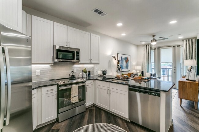 Building Photo - 1000 Grandys Ln