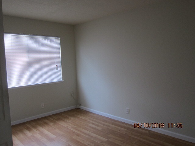Building Photo - Milpitas duplex home