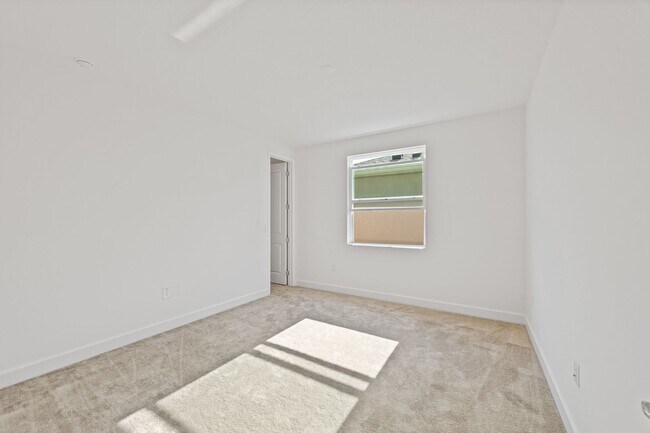 Building Photo - Resort Style Amenities - 2024 Home