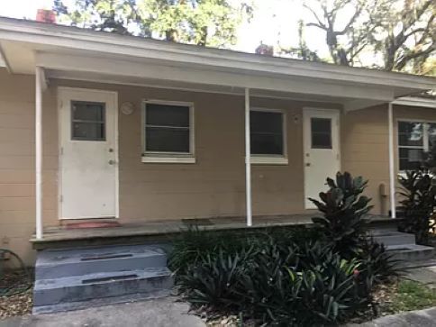 Building Photo - 718 S Mills Ave