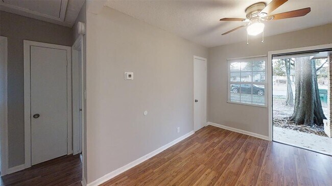 Building Photo - 11314 Courtshire Dr