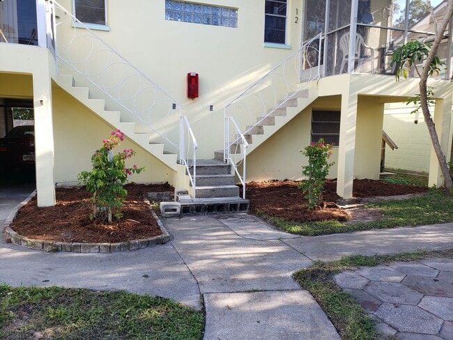 Building Photo - 5624 Gulfport Blvd S