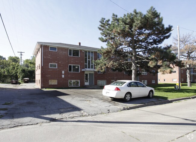 Primary Photo - 4813 Boyd