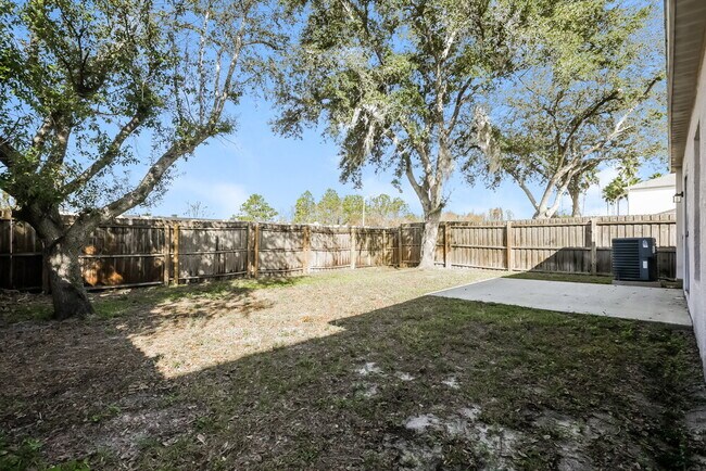 Building Photo - 18036 Birdwater Dr