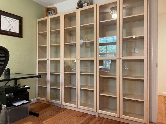 Home Office Bookshelf - 3912 Sweet Pine St