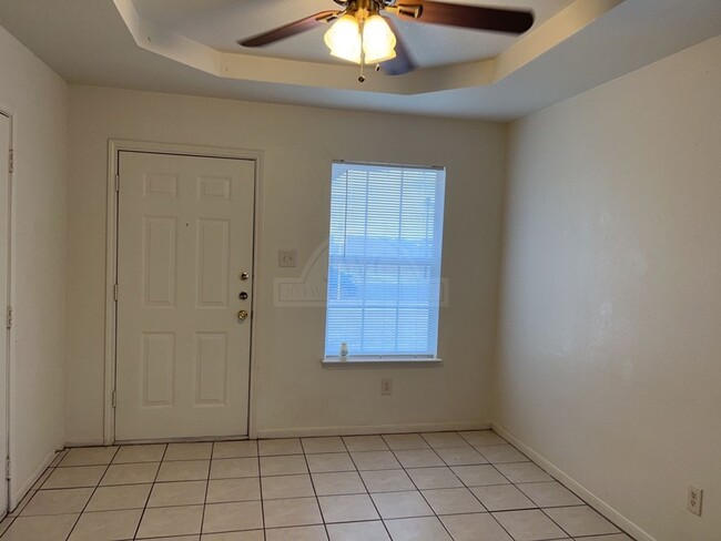 Building Photo - 5305 Morning Glen Ln