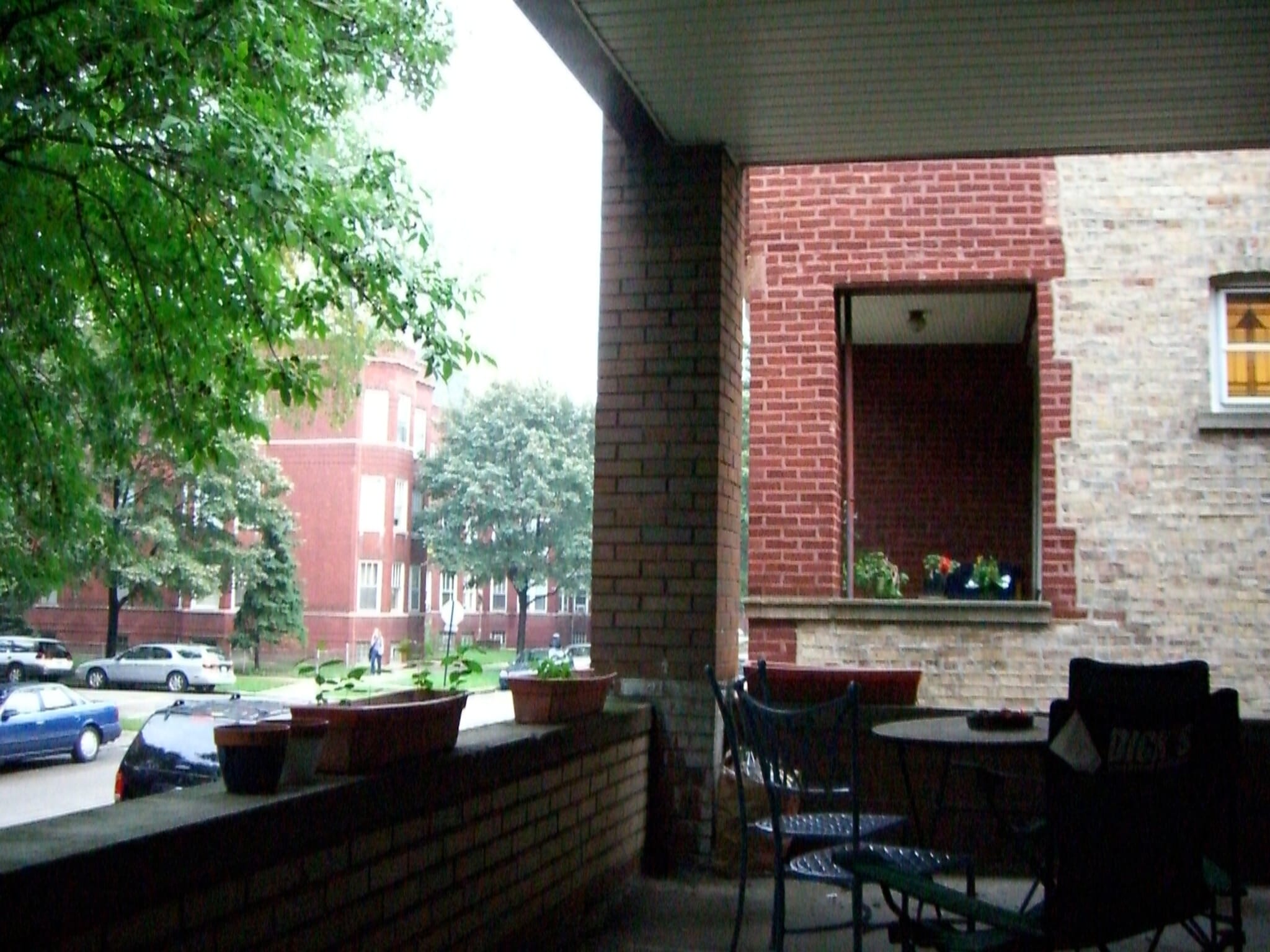 Building Photo - 906 N Oakley Blvd