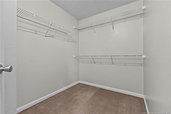 Building Photo - 1323 Shoshone Pl
