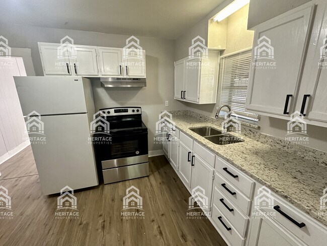 Building Photo - 708 Grayson St