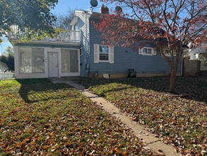 Building Photo - 1703 McAuliffe Dr