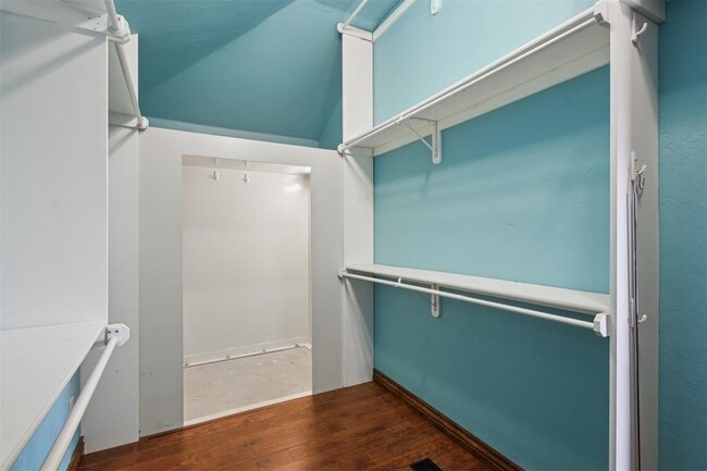 Building Photo - 10516 NW 16th St