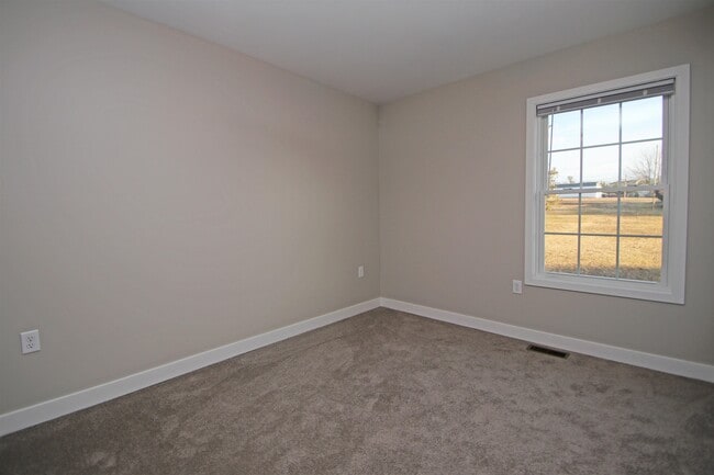 Building Photo - 1313 Luke Ln