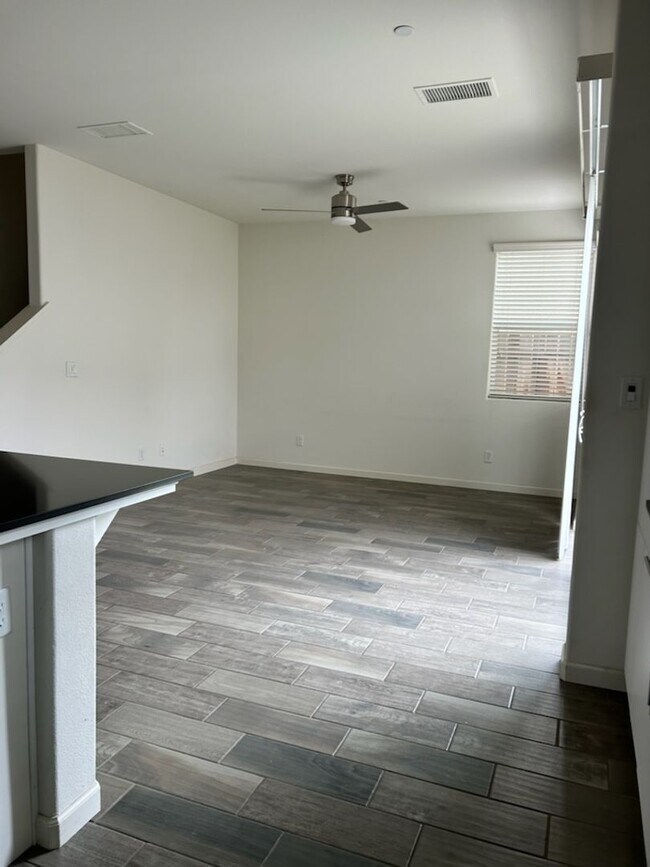 Building Photo - 3616 Highclere Way