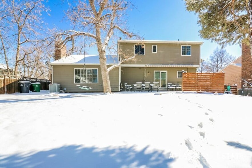 Building Photo - 17327 E Asbury Cir