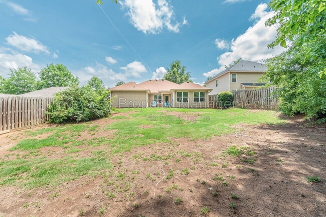 Building Photo - 3128 Alexandria Dr