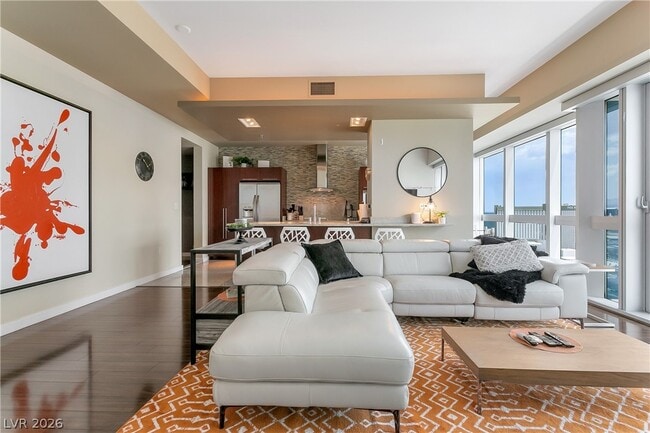 Building Photo - 4471 Dean Martin Dr