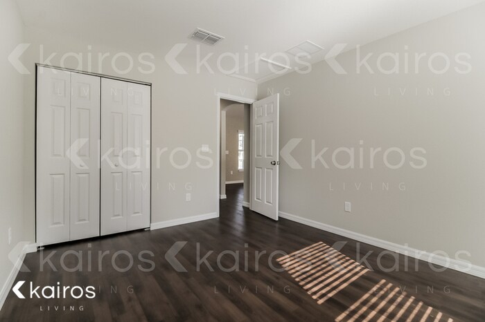 Building Photo - 2642 SW 165th Street Rd