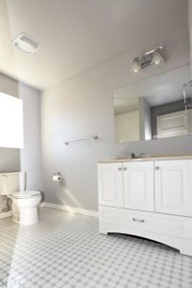 Building Photo - Morrison