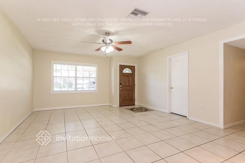 Building Photo - 7317 Canal Blvd