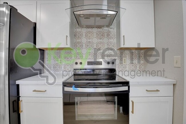 Building Photo - 3901 Senate Ave