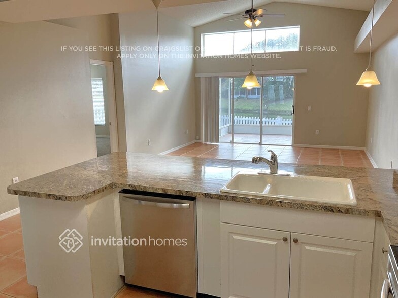 Building Photo - 24314 Painter Dr