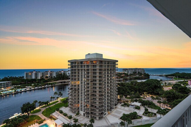 Building Photo - 875 E Camino Real