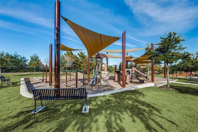 Building Photo - 9717 Delmonico Dr