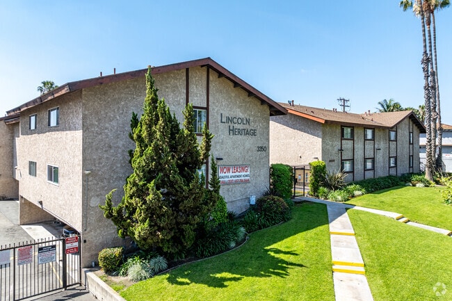 Building Photo - Lincoln Apartments