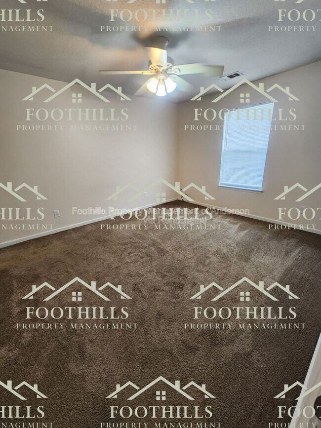 Building Photo - 131 Veranda Cir