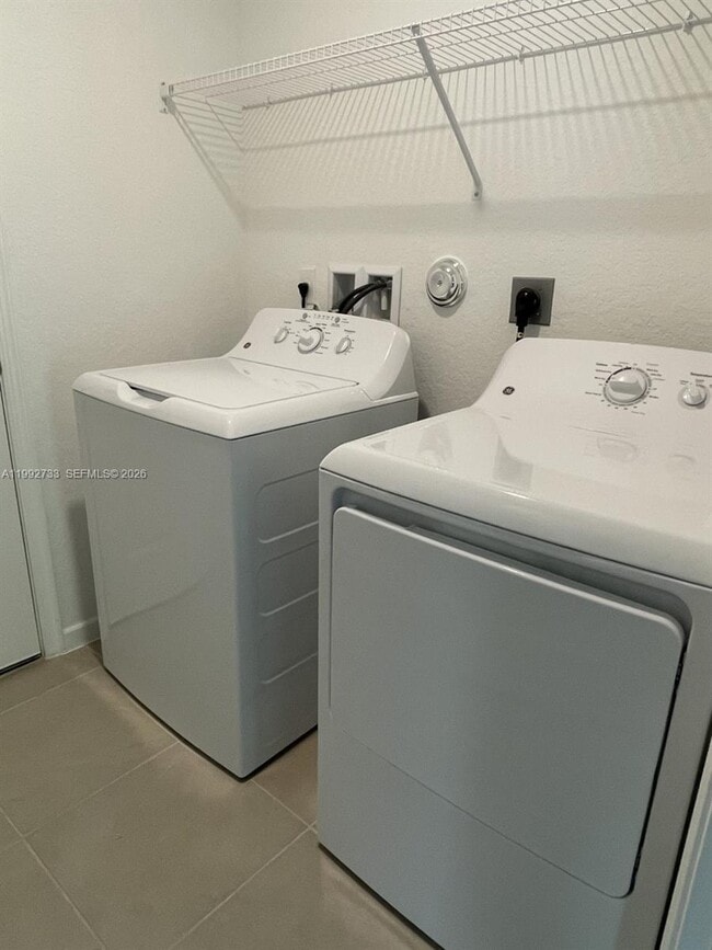 Building Photo - 4244 Thurso Wy