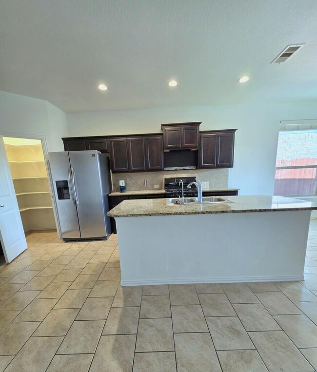 Building Photo - 7310 Fossell Ranch Rd