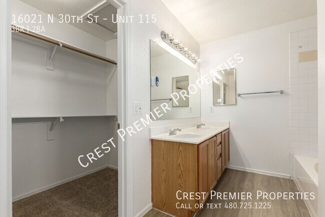 Building Photo - 16021 N 30th St